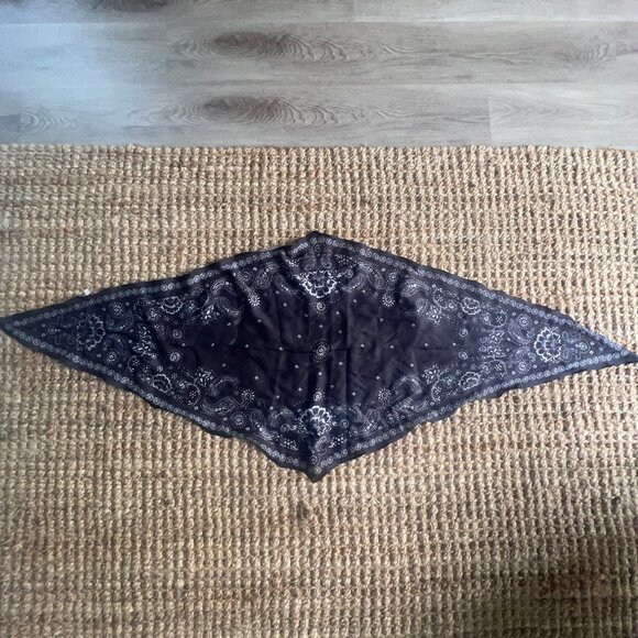 American Eagle Satin Bandana Scarf Top - OS - Picture 3 of 4